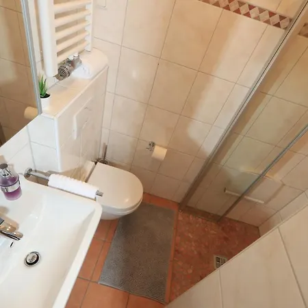 Modern Check-in&chill Down Auf 65 Qm²