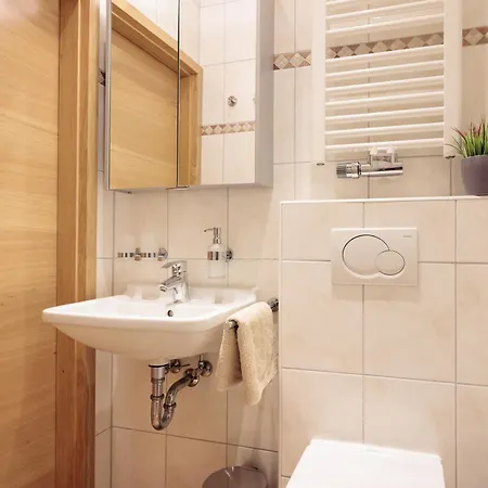 Modern Check-in & Chill Down Auf 65 Qm² Apartman *